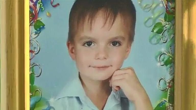 Αυτοκτόνησε 8χρονος – Τον κακοποιούσαν οι γονείς του – Το χρονικό της τραγωδίας