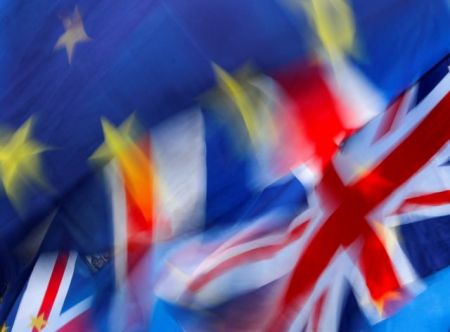 Κομισιόν: Γραπτές προτάσεις για τη συμφωνία του Brexit κατέθεσε το Λονδίνο