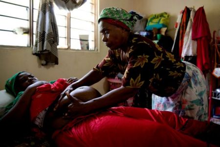 OHE: Ένα βρέφος ή μια έγκυος πεθαίνει κάθε 11 δευτερόλεπτα