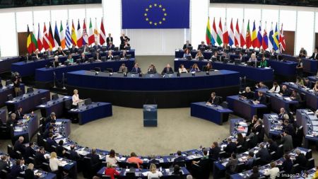 Φιλοευρωπαϊκή στροφή στην Ιταλία