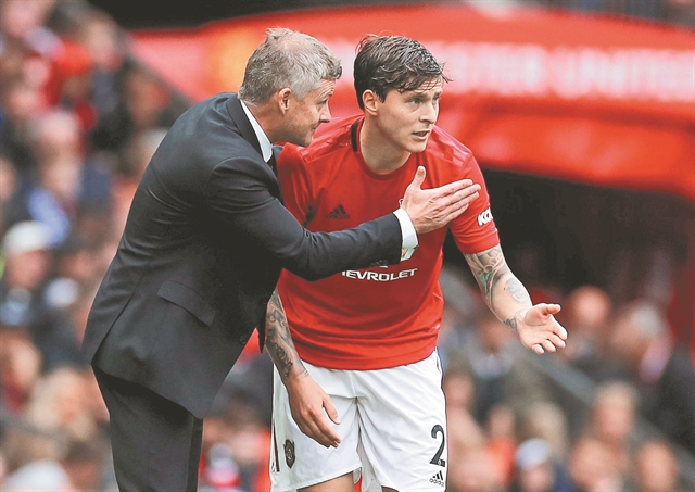 Ρεκόρ εσόδων και… κατήφειας