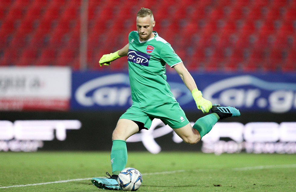 Στην εθνική Σλοβενίας κλήθηκε ο Κότνικ