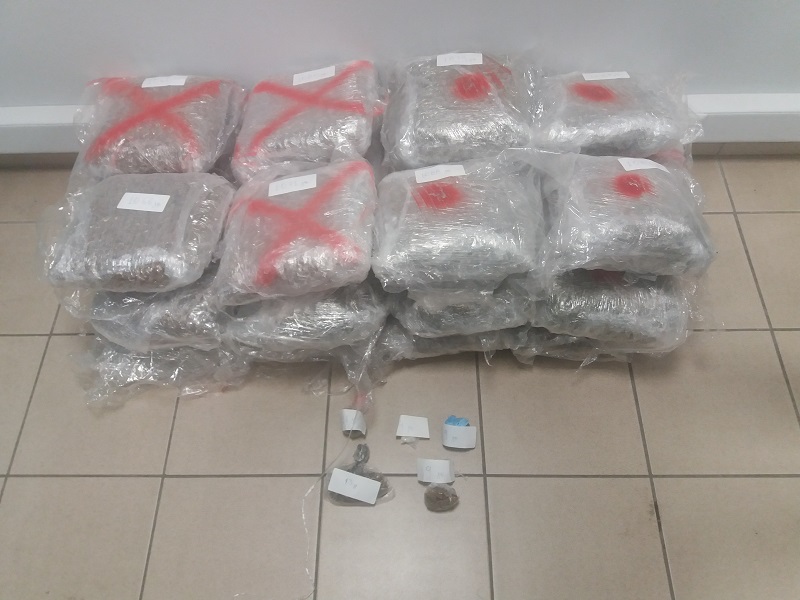 Θεσσαλονίκη: Τρεις συλλήψεις για περισσότερα από 26 κιλά κάνναβης