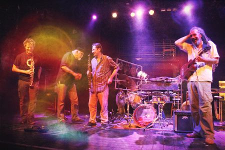 Jazzét Café: Η τζαζ γιορτάζει με μια σειρά συναυλιών