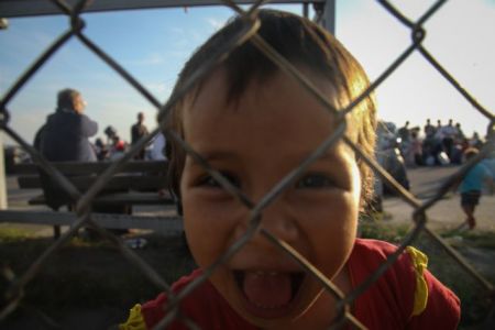 Προσφυγικό: Στους 12.000 ο πληθυσμός στον καταυλισμό της Μόριας