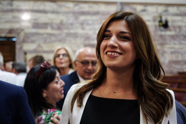 Το Twitter γιορτάζει με το «τσέο» της Νοτοπούλου