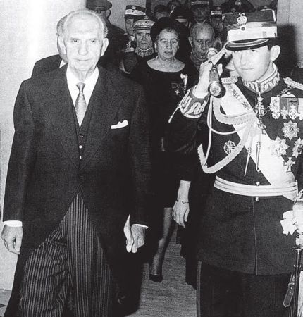 Οι προσβλητικές επιστολές του βασιλιά Κωνσταντίνου στον «Γέρο της Δημοκρατίας»