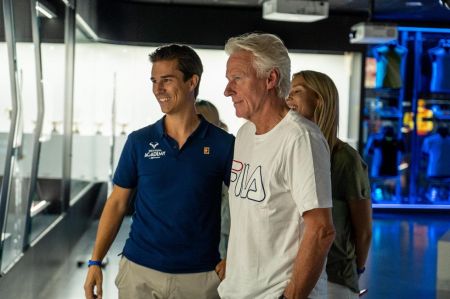 Ο τεράστιος Μπιονρν Μποργκ στο μουσείο του Ράφαελ Ναδάλ