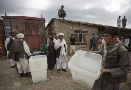 Προεδρικές εκλογές στο Αφγανιστάν το Σάββατο – Φόβοι για επιθέσεις και νοθεία