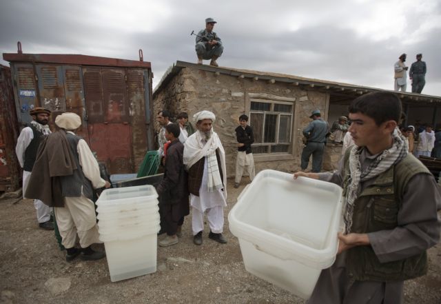 Προεδρικές εκλογές στο Αφγανιστάν το Σάββατο – Φόβοι για επιθέσεις και νοθεία
