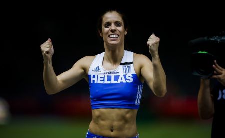 Εναρξη για το Παγκόσμιο με πέντε ελληνικές παρουσίες