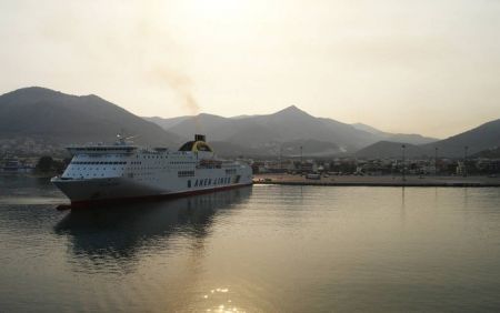 Χωρίς προβλήματα η αποβίβαση των 538 επιβατών στο λιμάνι της Ηγουμενίτσας