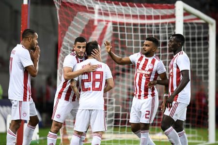 LIVE: Ολυμπιακός – Λαμία (2-0)