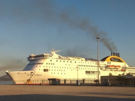 Olympic Champion: Oλοσχερώς κάηκαν οι νταλίκες – Ζημιές σε προϊόντα