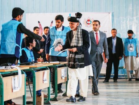Αφγανιστάν : Εκρήξεις και προεδρικές εκλογές