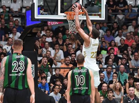 Εύκολα ξεπέρασε το εμπόδιο της Μπανταλόνα η Ρεάλ Μαδρίτης