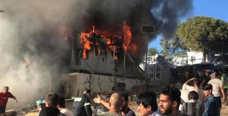 Mόρια : Εκτός ελέγχου η κατάσταση στον προσφυγικό καταυλισμό