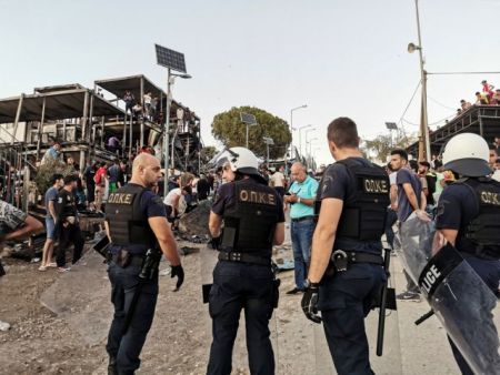 Προσφυγικό : Συναγερμός στην κυβέρνηση μετά τα επεισόδια και τους 2 νεκρούς στη Μόρια – Αποφασίζει μέτρα