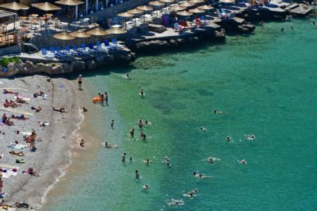 Καιρός : Ο Σεπτέμβρης μάς αποχαιρέτησε με… καλοκαίρι