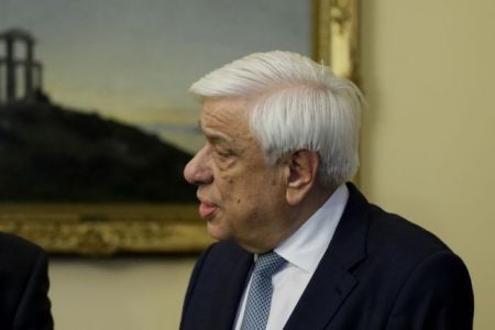 Παυλόπουλος για προσφυγικό : Εγκυμονεί κινδύνους για τη συνοχή της ΕΕ