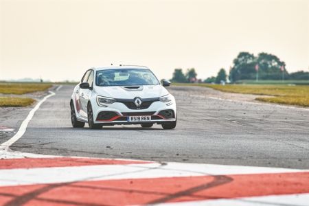 Τελευταία παράσταση σε πιστα και δρομο