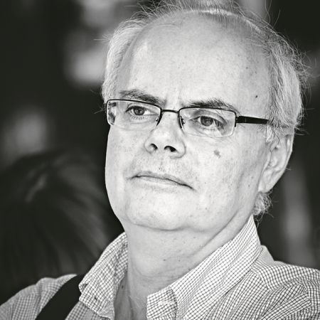 Με παρεό, κάπρι και πλατφόρμες