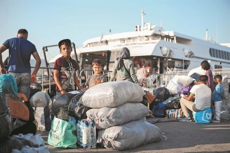 Πακέτο σκληρών μέτρων για το Μεταναστευτικό