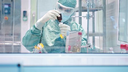 Οι δύο κλειστοί προϋπολογισμοί στη φαρμακευτική δαπάνη και η παγίδα για το υπουργείο Υγείας