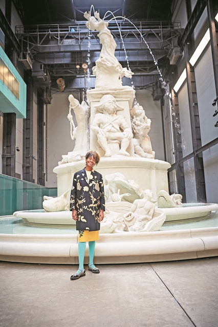 «Αντιρατσιστικό» σιντριβάνι στην Tate