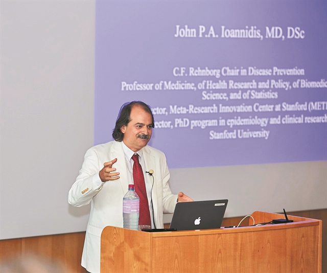 Αλλάζει την Ιατρική με πυξίδα τα μαθηματικά