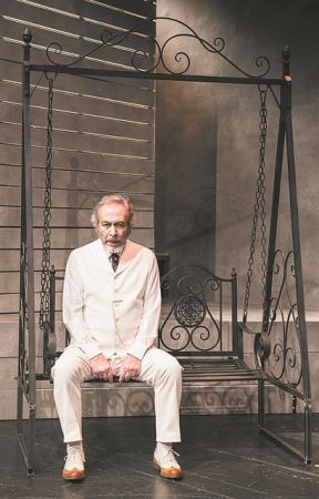 «Κανείς δεν θέλει να είναι παρών στην ήττα του»