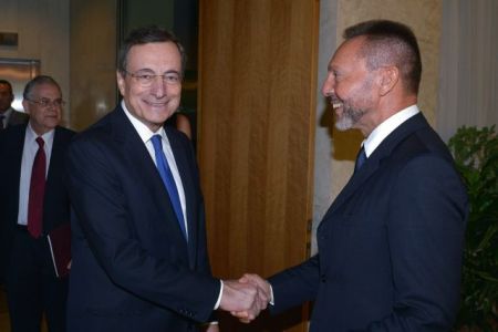 Στουρνάρας για Ντράγκι: Πόσο τυχεροί είμαστε που ήταν στην ΕΚΤ και έσωσε το ευρώ