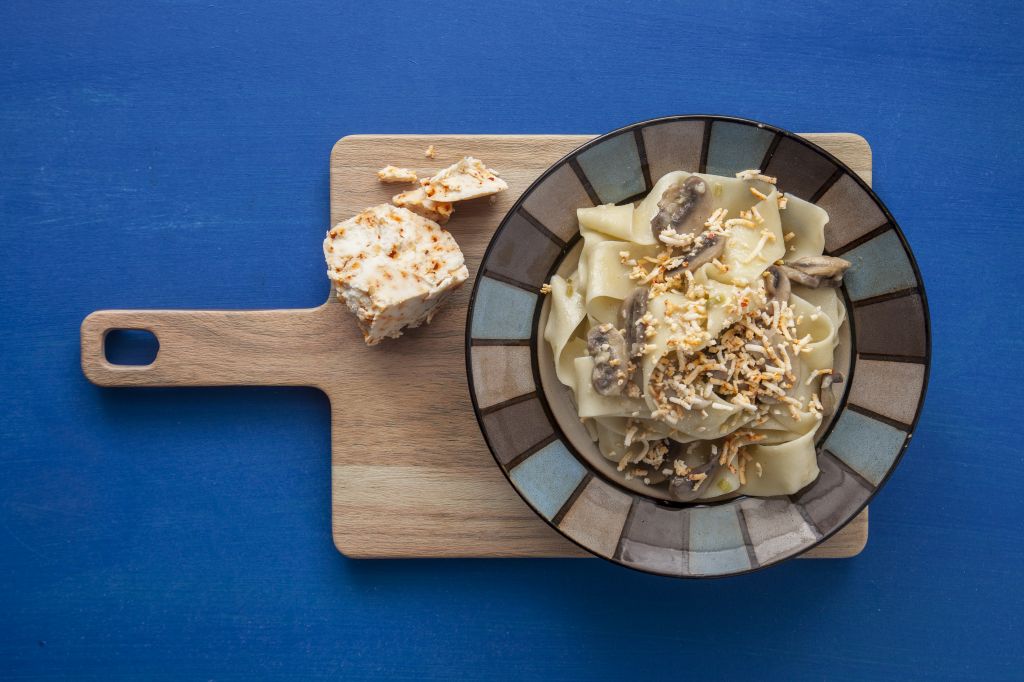 Παπαρδέλες με μανιτάρια και βολάκι Ανδρου