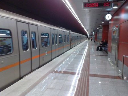 Απεργίας συνέχεια στα ΜΜΜ : Χειρόφρενο σε τρένο και προαστιακό – Στάσεις σε Μετρό-Ηλεκτρικό