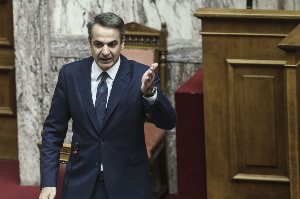 Ο Μητσοτάκης, οι σημαίες και οι άριστοι μετανάστες