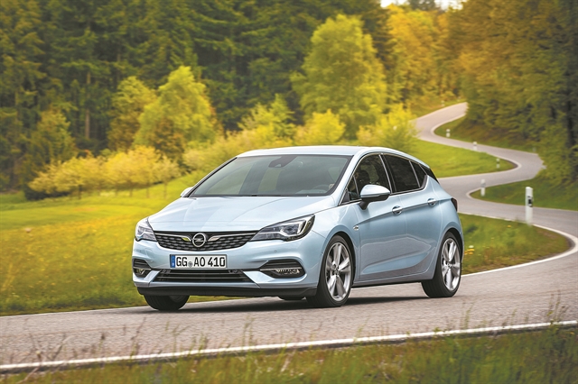 Τα φαινόμενα απατούν