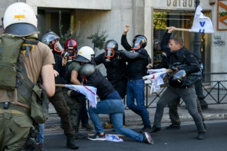 Ένταση στην πορεία κατά Πομπέο στην Αθήνα