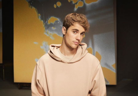 Επίθεση Τζάστιν Μπίμπερ σε PETA: Ασχοληθείτε με σοβαρά προβλήματα