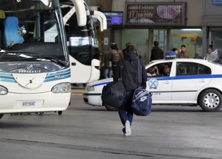 Επίθεση με πέτρες σε λεωφορείο στην E.O Αθηνών – Κορίνθου