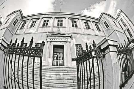Ανατροπές στις συντάξεις : Ποιες αλλαγές έρχονται μετά την ετυμηγορία του ΣτΕ