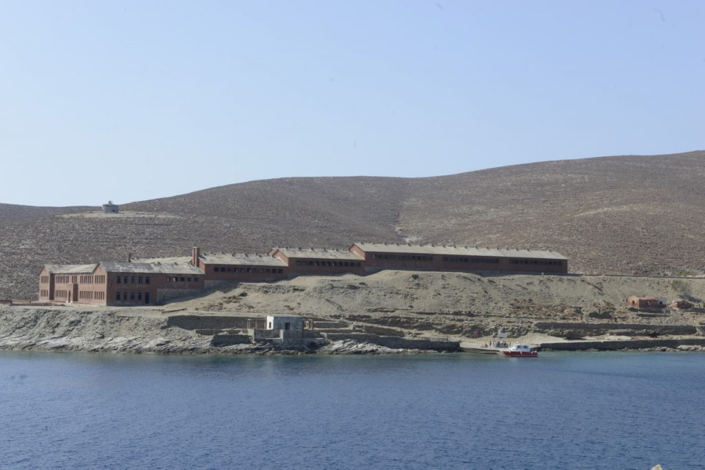 Το ΚΚΕ ορθώνει μνημείο στην Γυάρο ως φόρο τιμής στους αγωνιστές που μαρτύρησαν