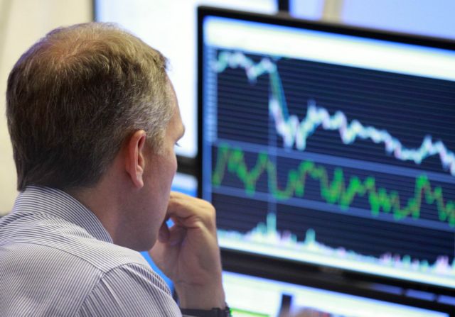 Η Ελλάδα δανείζεται με αρνητικά επιτόκια – Στο -0,02% η απόδοση στα 3μηνα γραμμάτια