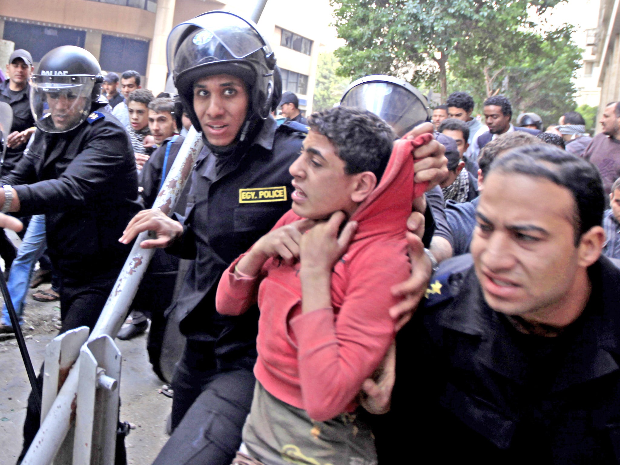 Αίγυπτος: Συλλήψεις ακόμη και ανηλίκων