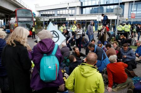 Λονδίνο: Κατάληψη στο αεροδρόμιο Σίτι