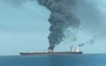 Εκρηξη σε ιρανικό τάνκερ στο λιμάνι της Τζέντα στη Σ. Αραβία