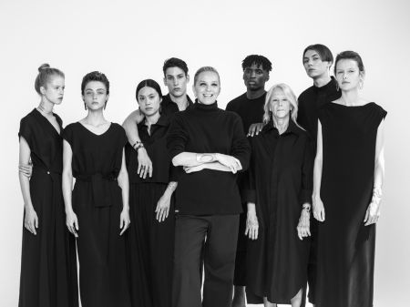 Πολίνα Σαπουνά Ελλις: «Το υλικό έχει δύναμη από μόνο του»