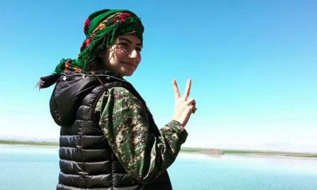 Κούρδισσα μαχήτρια : Θα πολεμήσουμε μέχρι να πεθάνουμε