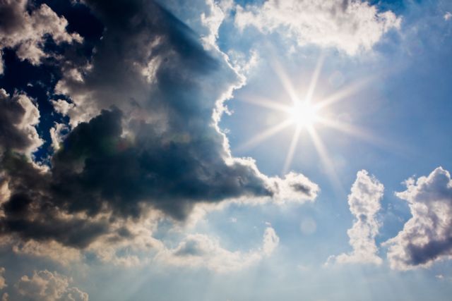 Καιρός : Ηλιος και υψηλές για την εποχή θερμοκρασίας – Θα φτάσει τους 28 βαθμούς