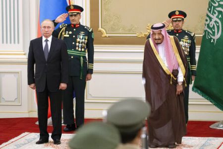 Ρωσία : Πρόθυμη να συνεργαστεί με ΗΠΑ για πυρηνικό σταθμό στη Σαουδική Αραβία