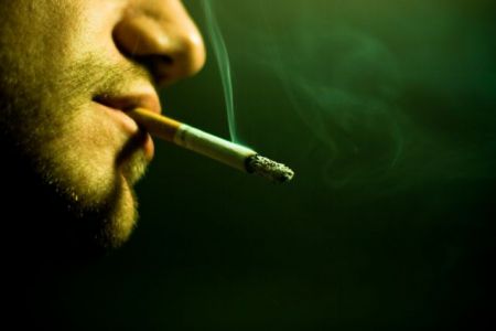 Κάπνισμα : Πίσω από τον 1 στους 4 θανάτους από καρκίνο